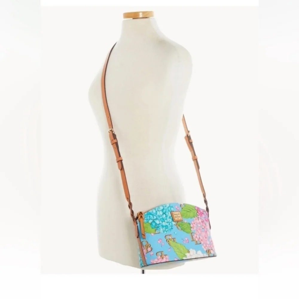 🌸🔹️Dooney & Bourke🔹️ Hydrangea Monogram  Crossbody Shoulder bag - Picture 5 of 5